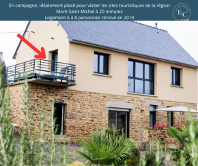 Maison comprenant deux gîtes à louer, ensemble ou indépendamment, capacité de 4 à 19 personnes Idéalement placé pour visiter le Mont-Saint-Michel, Saint-Malo et les alentours